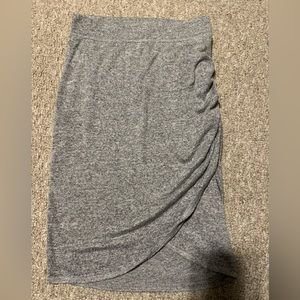 Aritzia Grey Wilfred Free Skirt